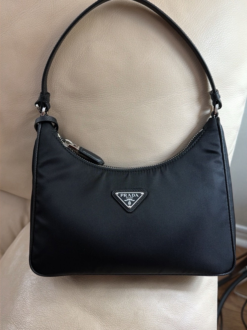 Prada Black Nylon Re-edition 2005 Shoulder Bag